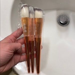 Alamar Cosmetics Complexion Brush Trio